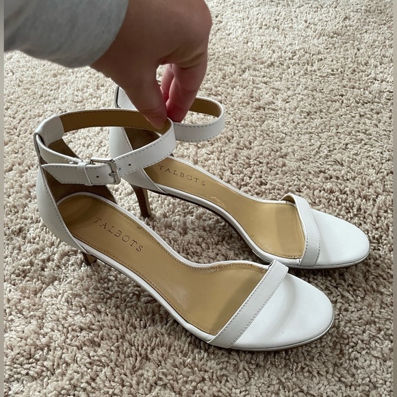 Talbots White Women's Ankle Strap Heels Size 9M - Picture 2 of 8